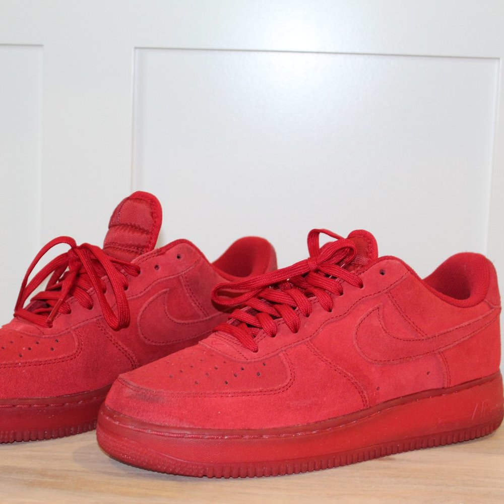 Air Force One "Gym Red"